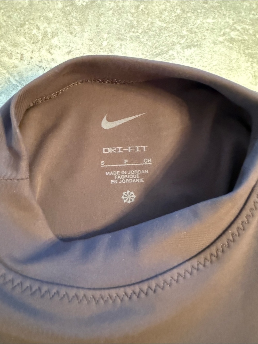 🤎Nike Women's One Fitted Dri-FIT Cropped Tank Top - Baroke Brown NWT Size Small - Picture 12 of 12